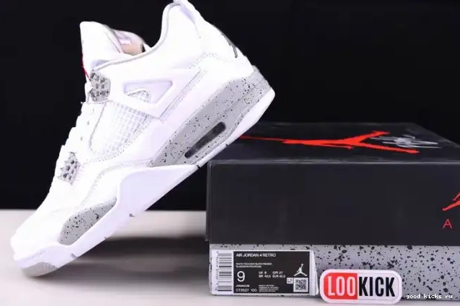 Jordan (2021) CT8527-100 White Oreo Retro 4 0526